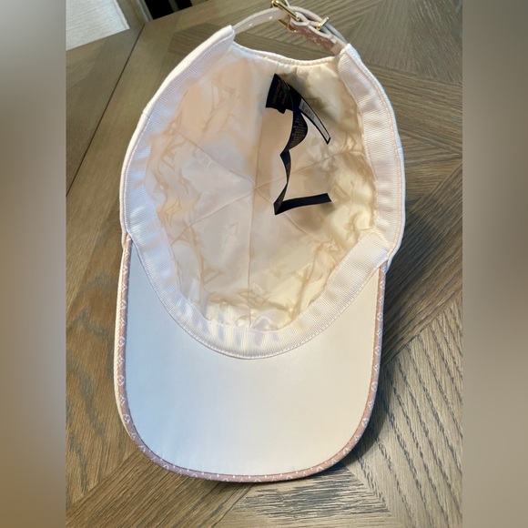 Louis Vuitton LV Day Cap Hat Ecru - New and Authentic - Picture 10 of 16